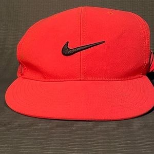 Nike Vapor Hat